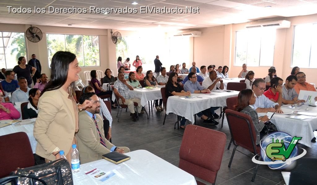 Apertura del Curso-Taller para MIPYMES como vender al estado, Espaillat, Moca